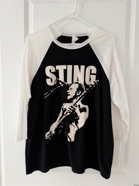 Sting Graphic long sleeve unique cotton T-shirt - Black & White